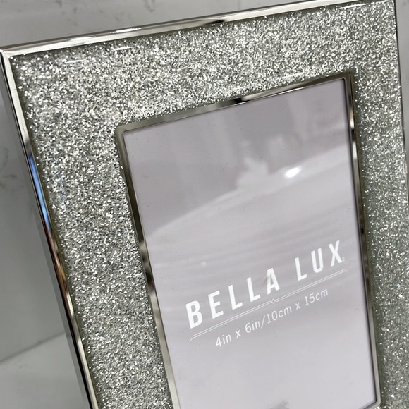*NEW* Bella Lux picture frame - Picture 4 of 7
